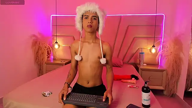 SamyBrownn online show from April 28, 7:52 pm