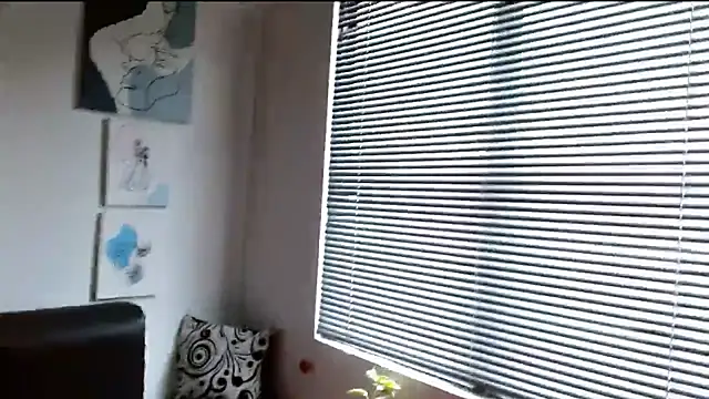 alisonnturbay online show from May 2, 3:06 pm