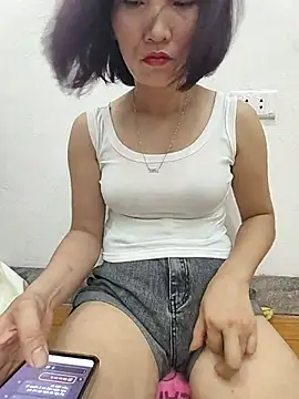 2 banana online show from June 20, 2:14 am