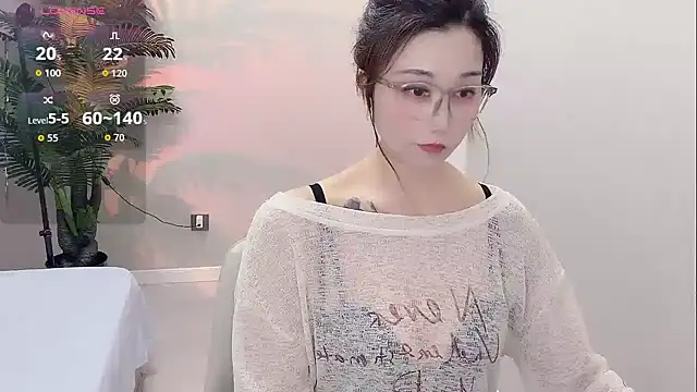 Yunxi- online show from May 26, 2:13 pm