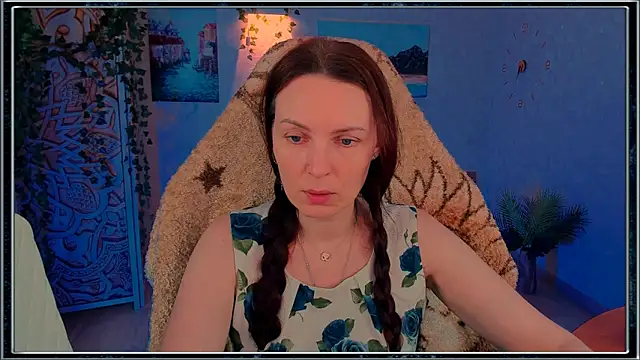 LanaRadiance online show from June 8, 2:28 pm