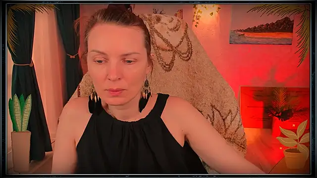 LanaRadiance online show from July 25, 3:42 pm