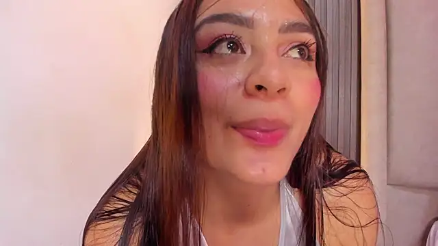 MilyClem online show from May 28, 11:24 pm