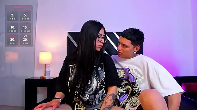 Snapshot of TomAndGia chatting on April 16, 11:55 am TomAndGia online show from April 16, 11:55 am