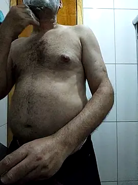 Fofinho44 online show from April 21, 10:23 pm