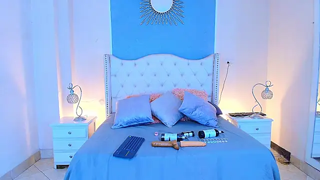 Snapshot of elizabeth_santos1 chatting on July 9, 8:24 pm elizabeth santos1 online show from July 9, 8:24 pm