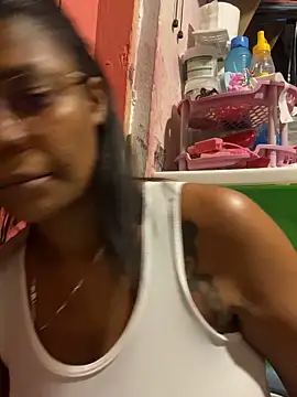 Malonna69 online show from April 12, 12:37 am