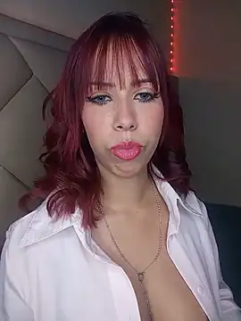 Snapshot of Samiragrey chatting on June 6, 10:36 pm Samiragrey online show from June 6, 10:36 pm