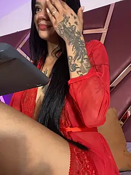 ZoeHarpers online show from April 19, 6:10 pm