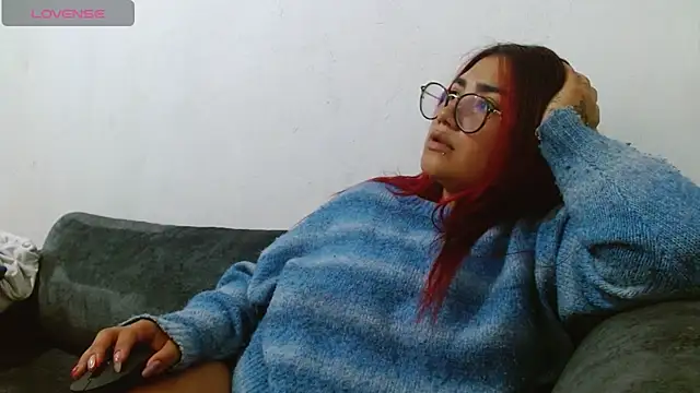 Snapshot of lucyheart_8 chatting on April 19, 12:33 am lucyheart 8 online show from April 19, 12:33 am