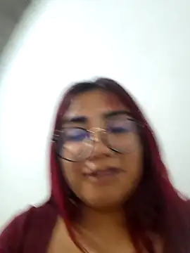 Snapshot of lucyheart_8 chatting on May 2, 2:38 am lucyheart 8 online show from May 2, 2:38 am