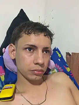 Snapshot of SsebasSN17 chatting on April 16, 3:07 am SsebasSN17 online show from April 16, 3:07 am