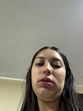 Snapshot of Lucyfer-fire chatting on April 24, 11:45 am Lucyfer-fire online show from April 24, 11:45 am