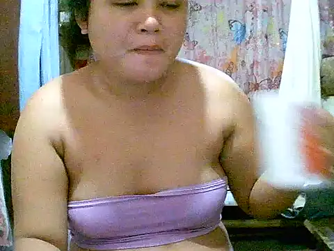 Snapshot of asian_faith1 chatting on May 30, 5:32 pm asian faith1 online show from May 30, 5:32 pm