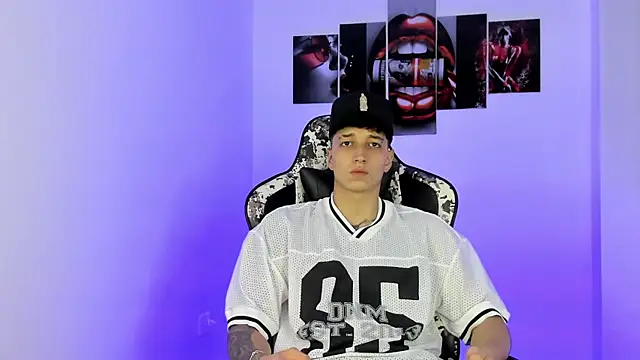 eithan boy  online show from July 3, 3:02 am