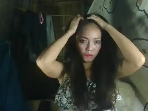 Snapshot of Vixen_Siren chatting on April 11, 2:32 pm Vixen Siren online show from April 11, 2:32 pm
