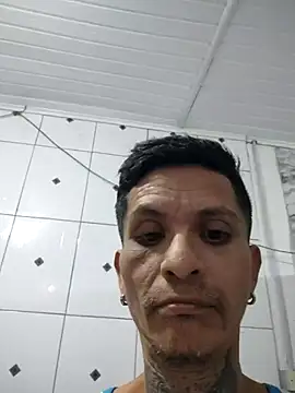 Snapshot of elchamogabotiktok chatting on May 31, 1:03 am elchamogabotiktok online show from May 31, 1:03 am