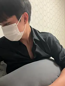 xezie online show from April 17, 12:41 pm