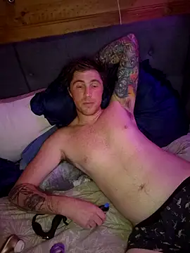 Snapshot of PullTheJackpot chatting on April 16, 1:12 pm PullTheJackpot online show from April 16, 1:12 pm