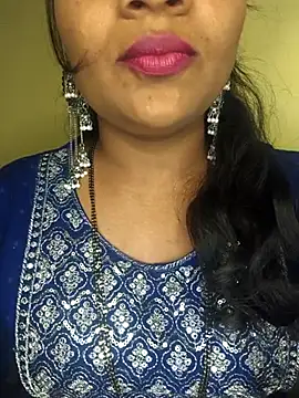 Snapshot of ur_love_kannada1 chatting on May 11, 3:40 pm ur love kannada1 online show from May 11, 3:40 pm