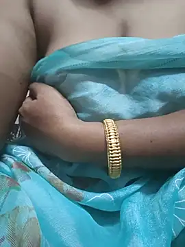 Snapshot of Tamilaunty35 chatting on June 20, 7:27 pm Tamilaunty35 online show from June 20, 7:27 pm