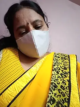 Snapshot of Tamilaunty35 chatting on July 1, 6:40 pm Tamilaunty35 online show from July 1, 6:40 pm