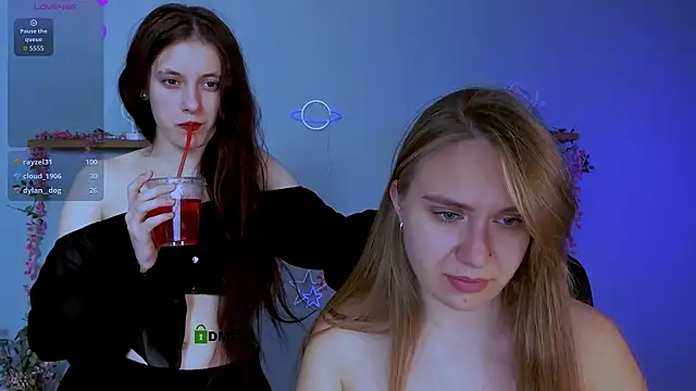 Snapshot of hanna_dream0 chatting on May 3, 10:49 pm hanna dream0 online show from May 3, 10:49 pm
