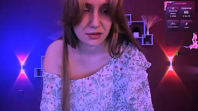Snapshot of hanna_dream0 chatting on May 8, 2:00 pm hanna dream0 online show from May 8, 2:00 pm