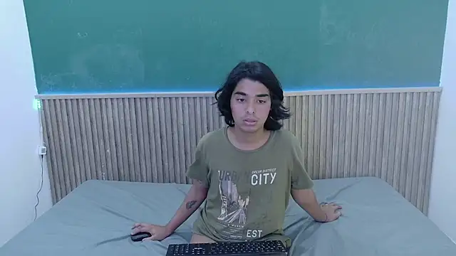 isabellakath online show from April 12, 12:54 pm