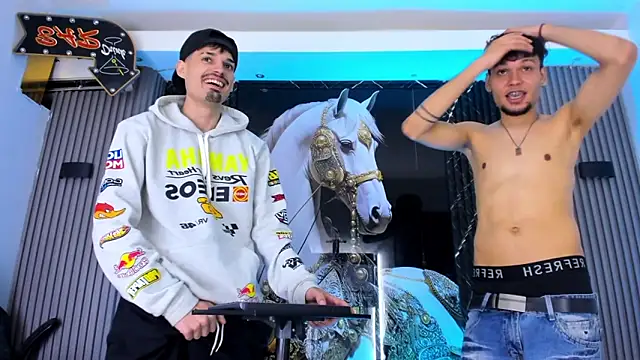 Iam steven  online show from April 10, 3:17 pm