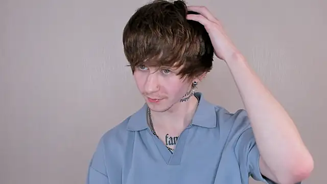 Snapshot of bart_henssen chatting on April 10, 5:06 pm bart henssen online show from April 10, 5:06 pm