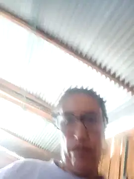 Snapshot of DulceM0609 chatting on April 12, 2:00 pm DulceM0609 online show from April 12, 2:00 pm