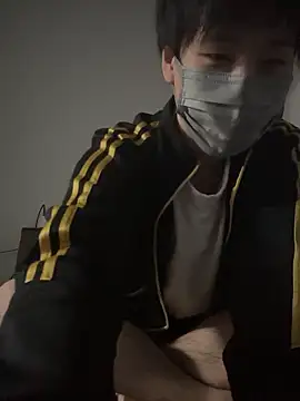 Snapshot of kurage164 chatting on May 10, 12:43 pm kurage164 online show from May 10, 12:43 pm