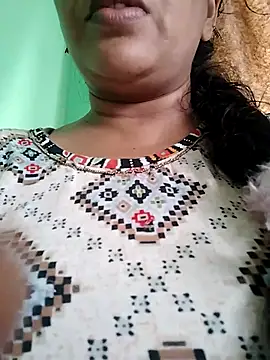 Snapshot of Monika_telugu_queen chatting on May 14, 8:10 am Monika telugu queen online show from May 14, 8:10 am