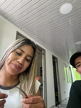 Kimmiebellarie online show from July 12, 8:22 pm