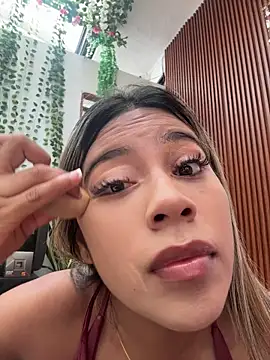 Kimmiebellarie online show from July 19, 1:59 pm