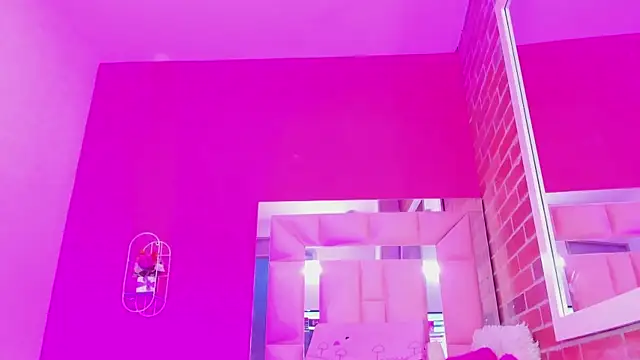 Snapshot of Malu_hot69_ chatting on April 15, 12:56 pm Malu hot69 online show from April 15, 12:56 pm