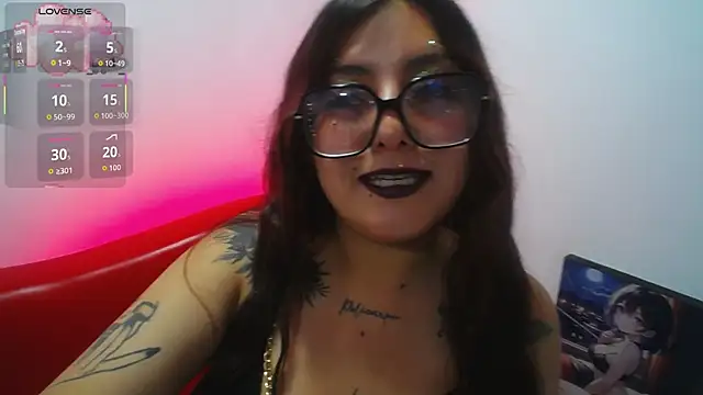 Snapshot of aitana_monteverde chatting on May 23, 7:51 pm aitana monteverde online show from May 23, 7:51 pm