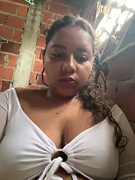 Snapshot of Ninibella chatting on April 29, 12:53 pm Ninibella online show from April 29, 12:53 pm