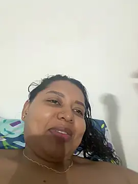 Snapshot of Ninibella chatting on June 30, 2:01 am Ninibella online show from June 30, 2:01 am