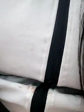 Siya mic online show from April 15, 8:10 am