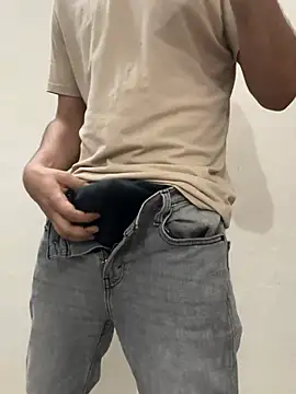 Snapshot of Ankur_straight chatting on July 31, 4:28 pm Ankur straight online show from July 31, 4:28 pm