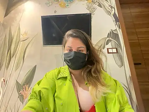 kavyasingh36 online show from June 5, 10:54 am