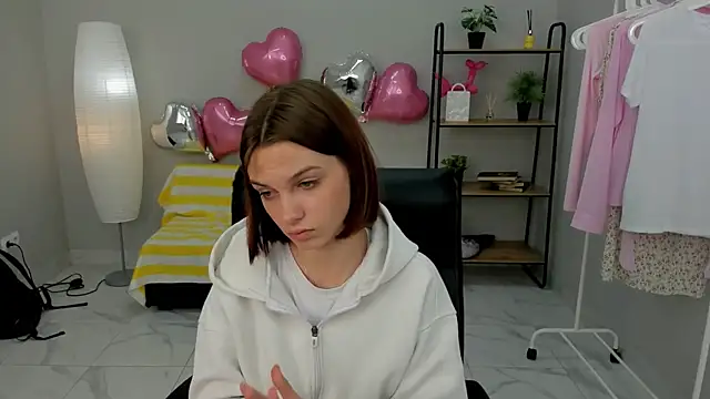 Rita Menos online show from April 13, 1:38 pm