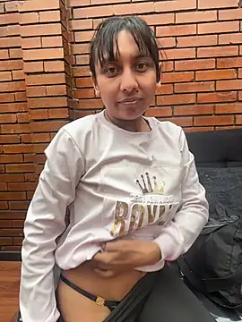 MELIZ QUEEN online show from June 24, 12:26 pm