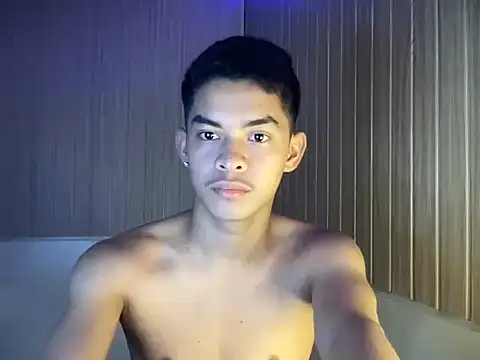 yourhotasian jhonpol16 online show from April 30, 2:51 am