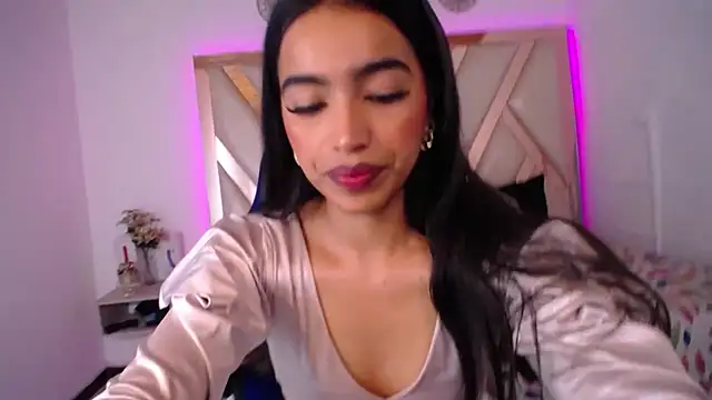 Snapshot of Miaa_ferrari1 chatting on June 12, 11:42 am Miaa ferrari1 online show from June 12, 11:42 am