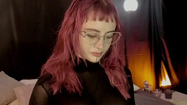 Miiaa Stonee online show from June 12, 11:03 pm