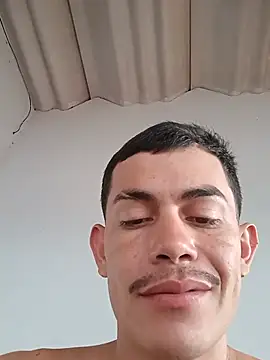 Snapshot of Yagovigor chatting on May 31, 5:53 pm Yagovigor online show from May 31, 5:53 pm