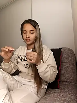 Miss Taniac online show from April 22, 1:19 am